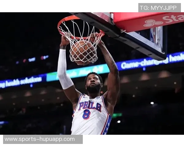 攻防兼备的保罗乔治全场表现出色11投7中贡献23分4篮板5助攻2抢断1盖帽正负值高达25